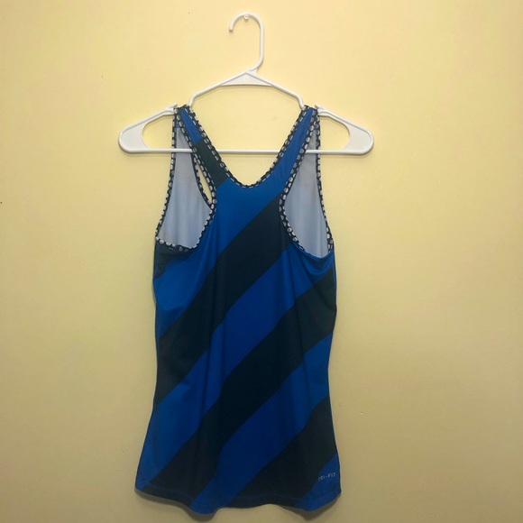 Nike Pro Tank - Picture 2 of 3